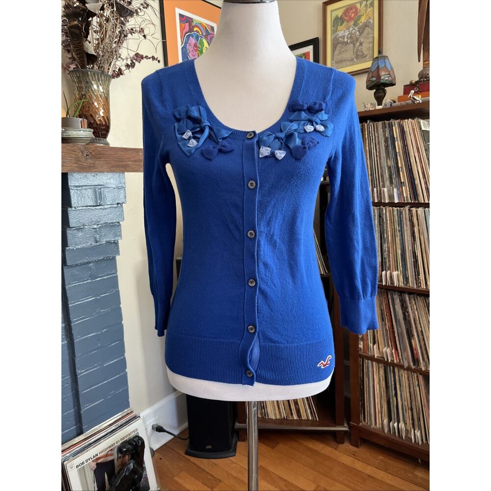 VTG Y2k Hollister L Blue coquette preppy Appliqué Bow cardigan button Sweater